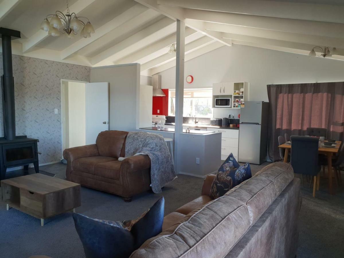 B, D & D Bed And Breakfast Taupo Exteriér fotografie