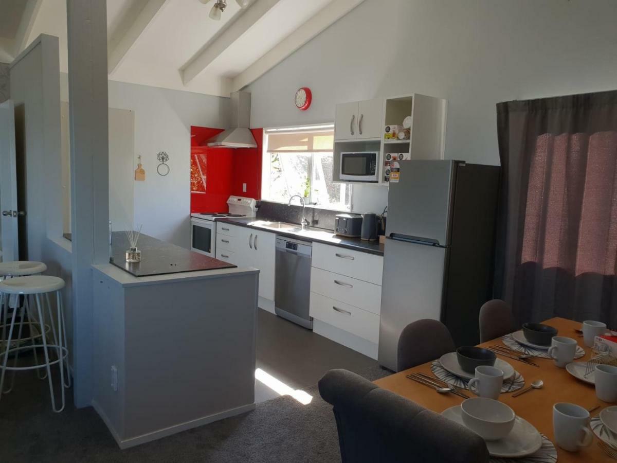 B, D & D Bed And Breakfast Taupo Exteriér fotografie